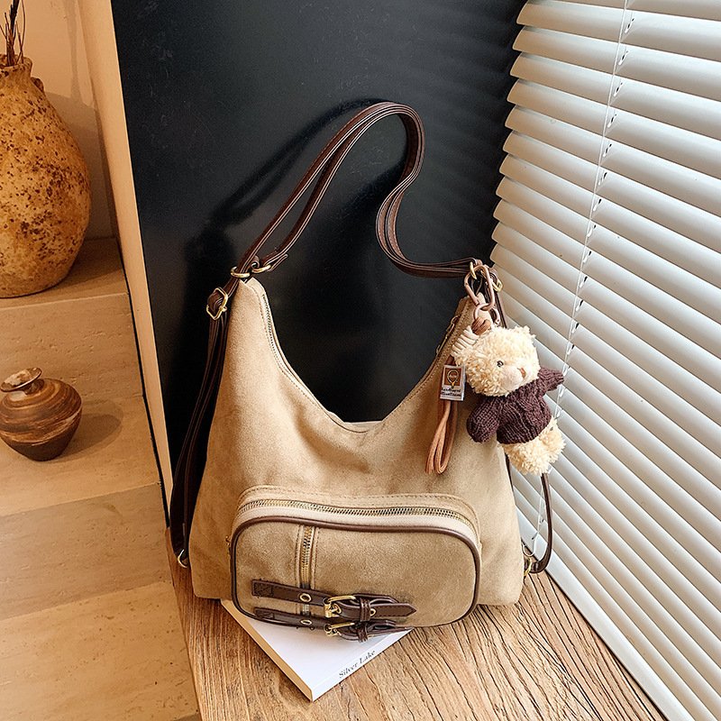 Soft Everyday Shoulder Tote - Image 6
