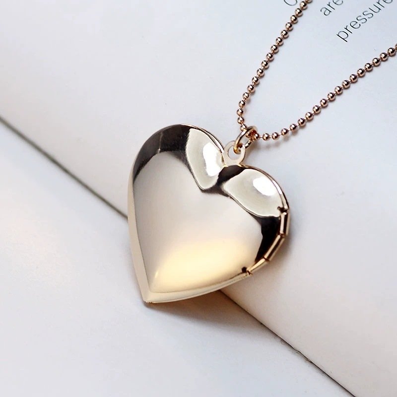 Heart Photo Locket Pendant Necklace - Image 5