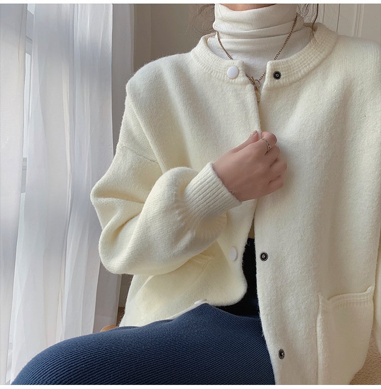 Women’s Everyday Knit Cardigan - Image 4