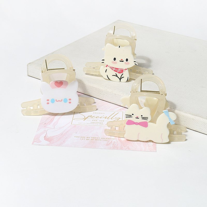 Playful Cat Hair Claw Clip